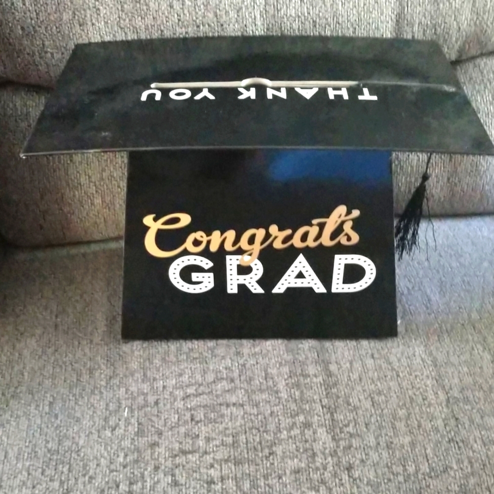 Graduation party card holder